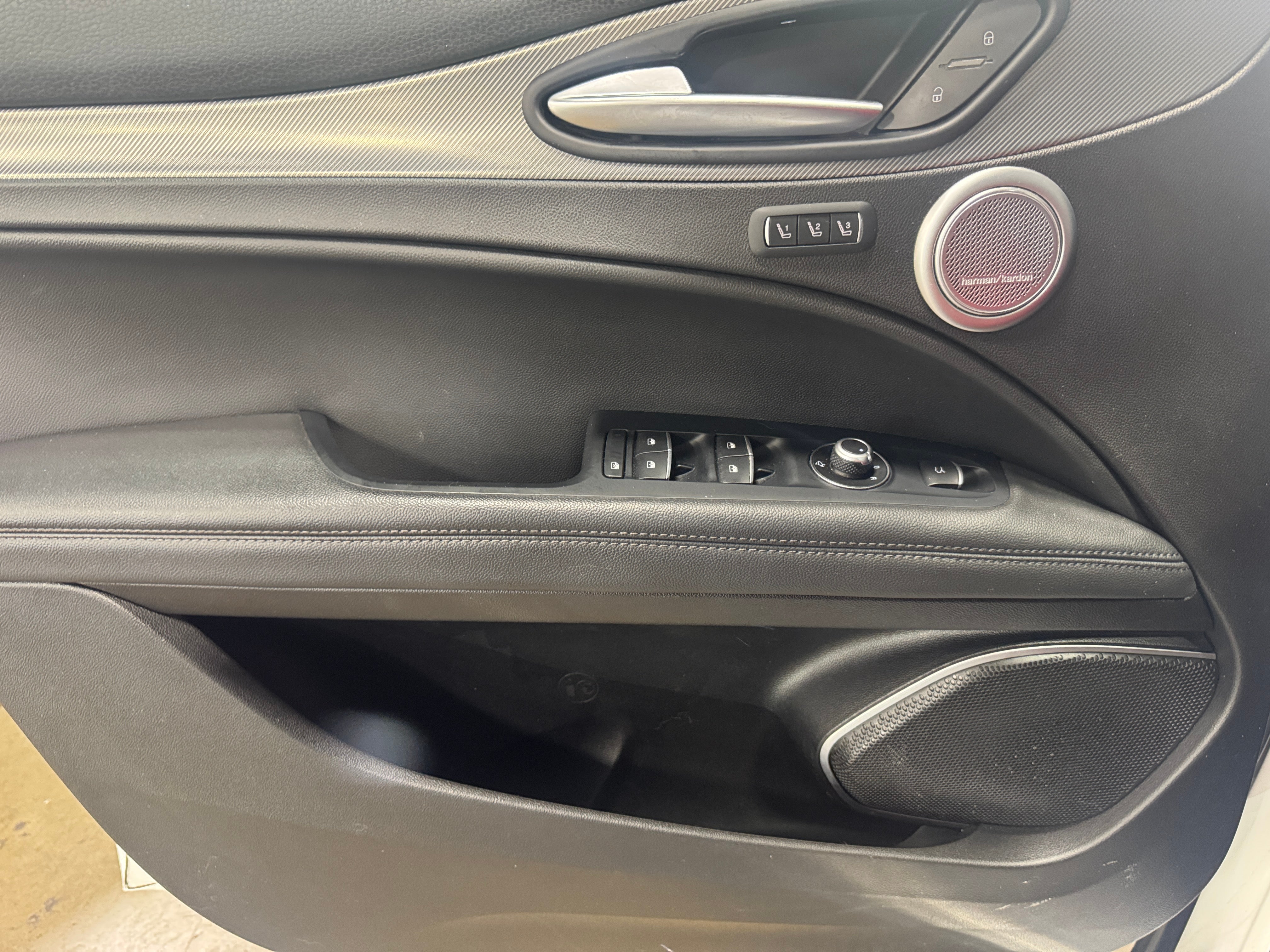 alfa romeo stelvio 2018 ZASFAKNN7J7B96011 image alfa romeo stelvio 2018 ZASFAKNN7J7B96011 image
